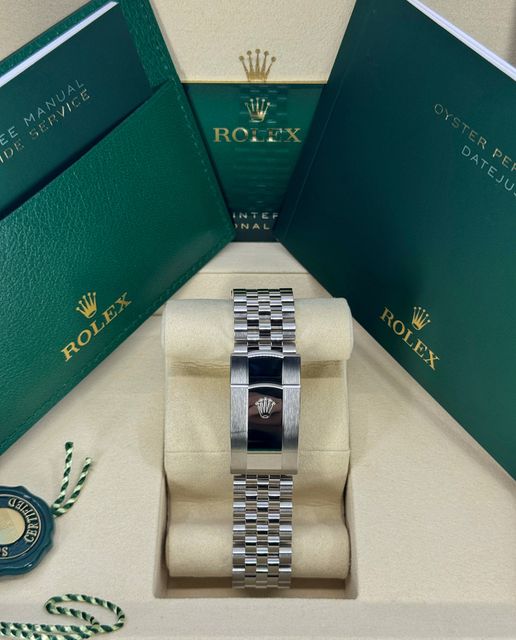 Rolex Datejust 41 126300 Image 3